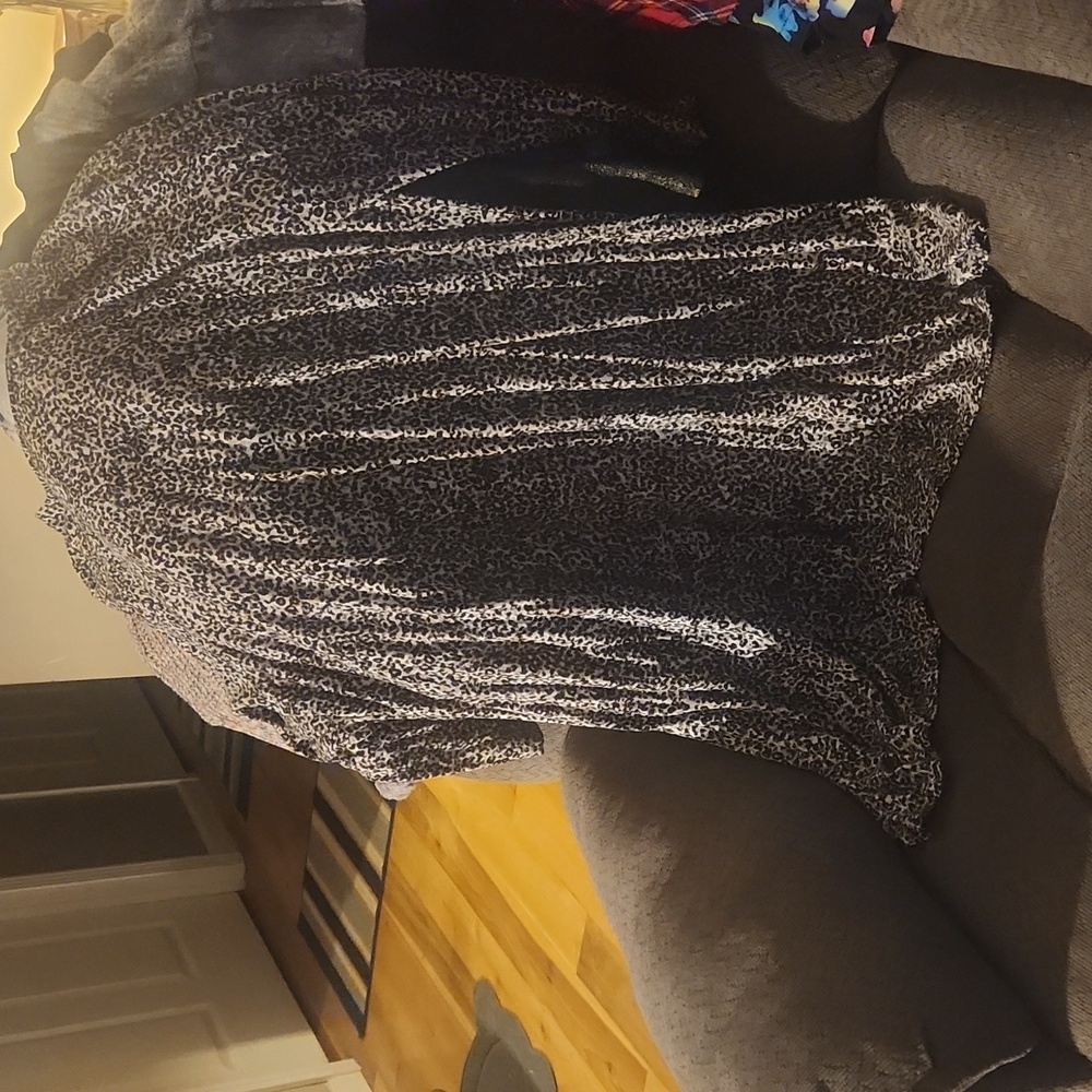 Dress - Picture 4 of 4